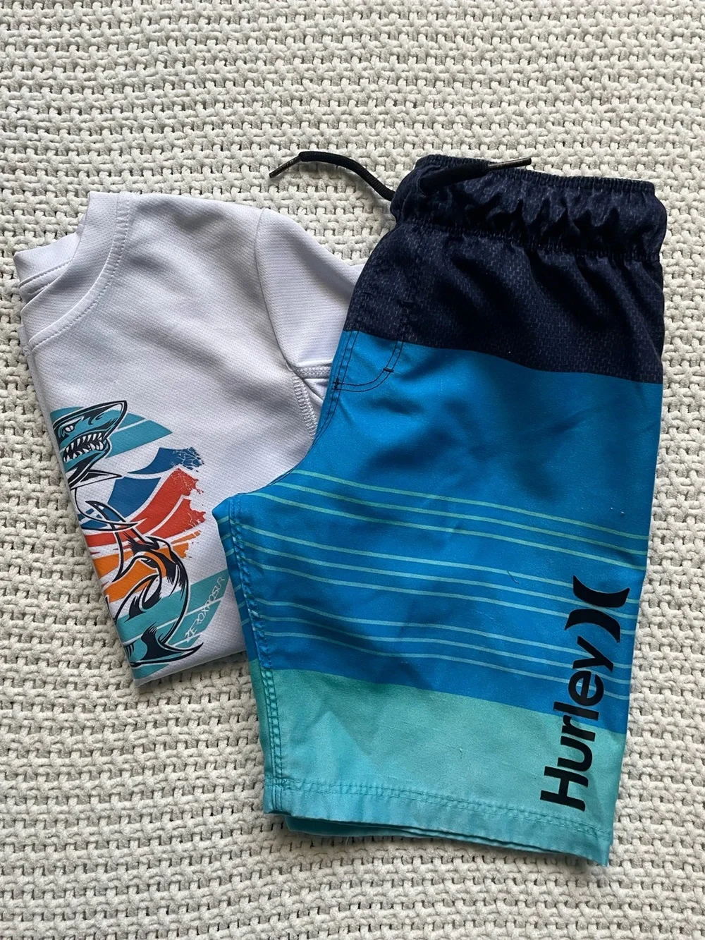 Hurley Boys' Blue Gradient Swim Set with White (Shark Graphic) Rash Guard